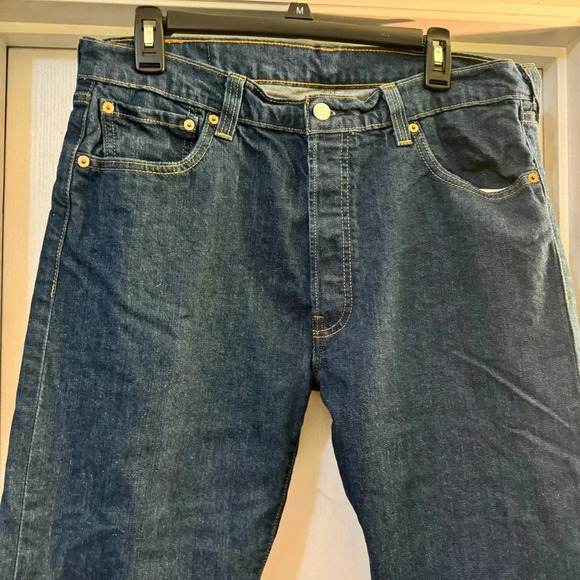 Levi’s 501 Button Fly Regular Straight Jeans - Picture 2 of 8